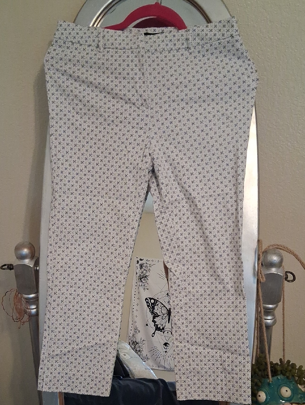 Cynthia Rowley White Pants with Navy Geometric Print